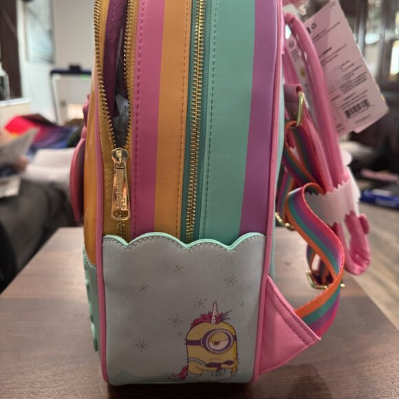 Loungefly Universal Studios Minions Despicable Me Mini Backpack NWT - Picture 4 of 5